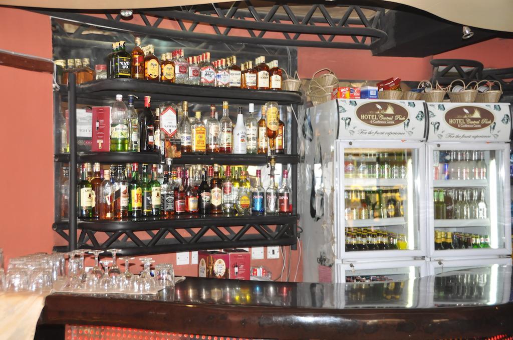 Hotel Central Park Nairobi Ngoại thất bức ảnh