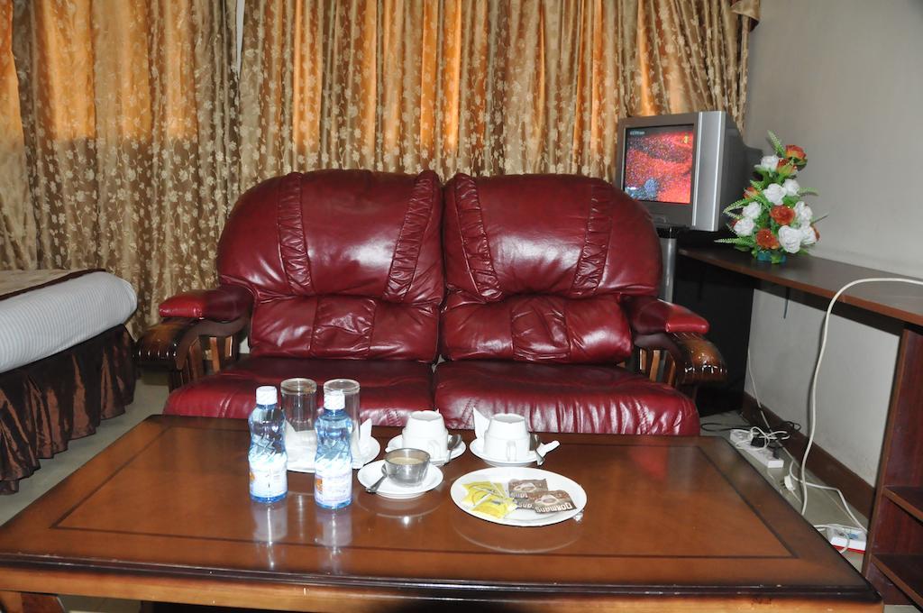 Hotel Central Park Nairobi Ngoại thất bức ảnh