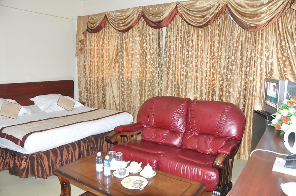 Hotel Central Park Nairobi Ngoại thất bức ảnh